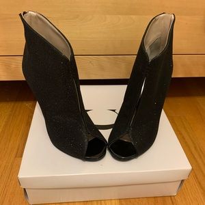 CAPARROS peep toe heels
